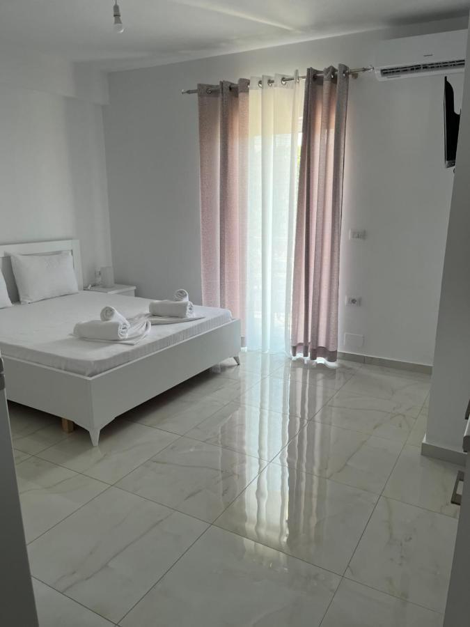 Angelina Villa